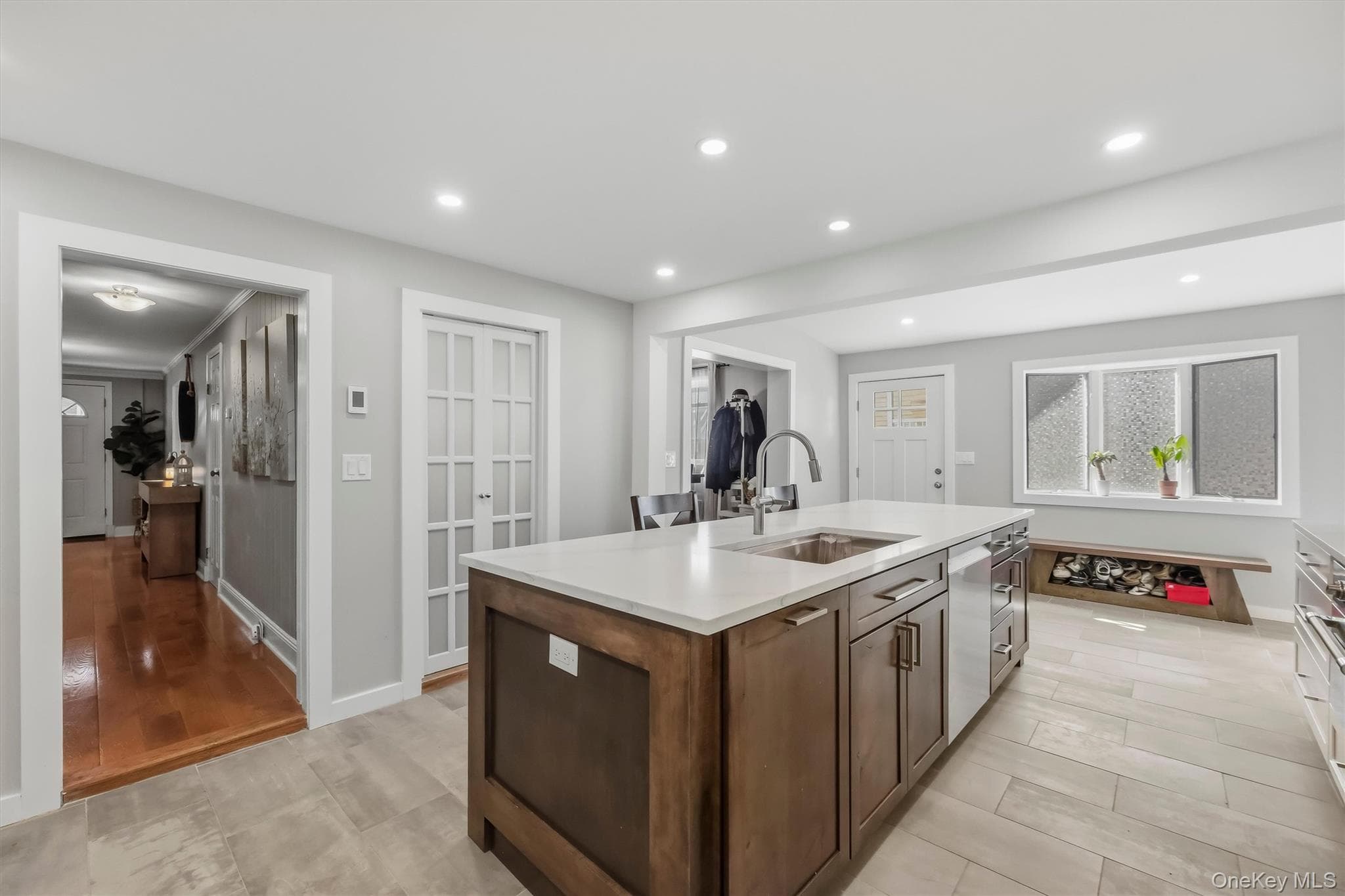 151 Grand Street thumbnail 13