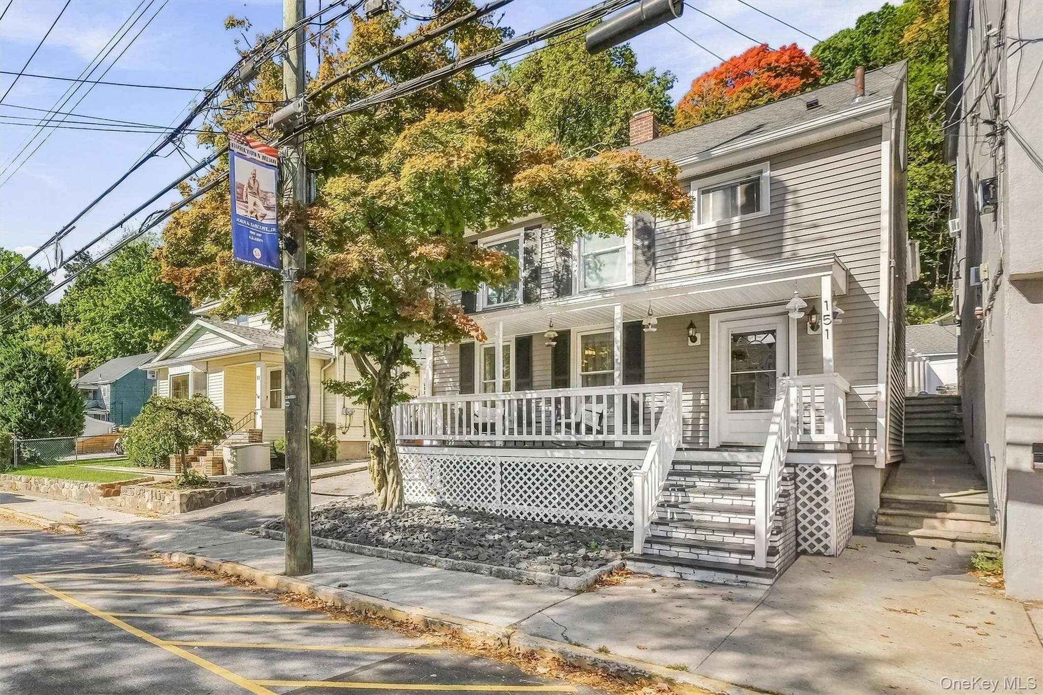 151 Grand Street thumbnail 4