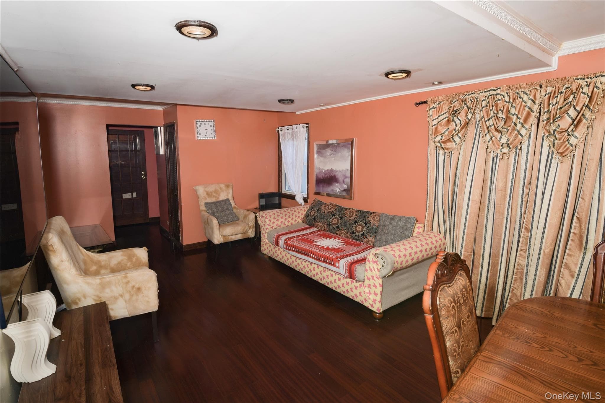 76 E Hollywood Avenue thumbnail 3