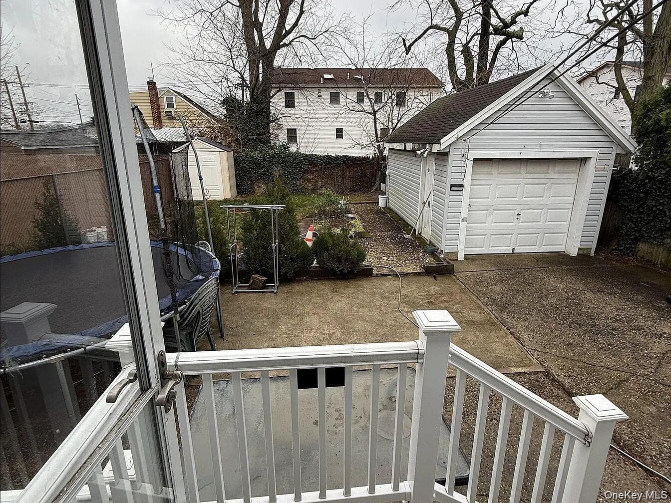 17 Litchfield Avenue thumbnail 6