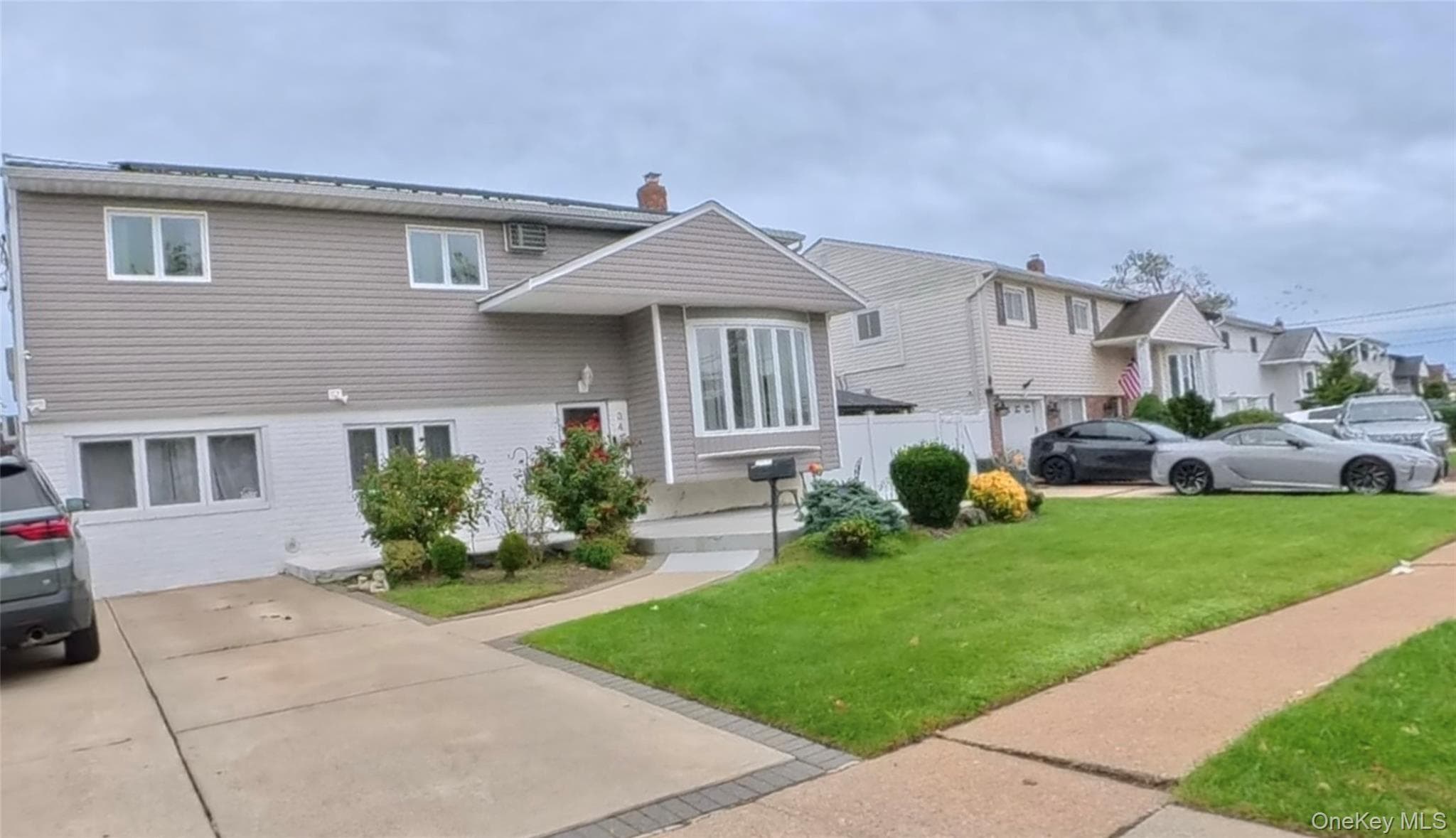 3437 Bertha Drive thumbnail 3