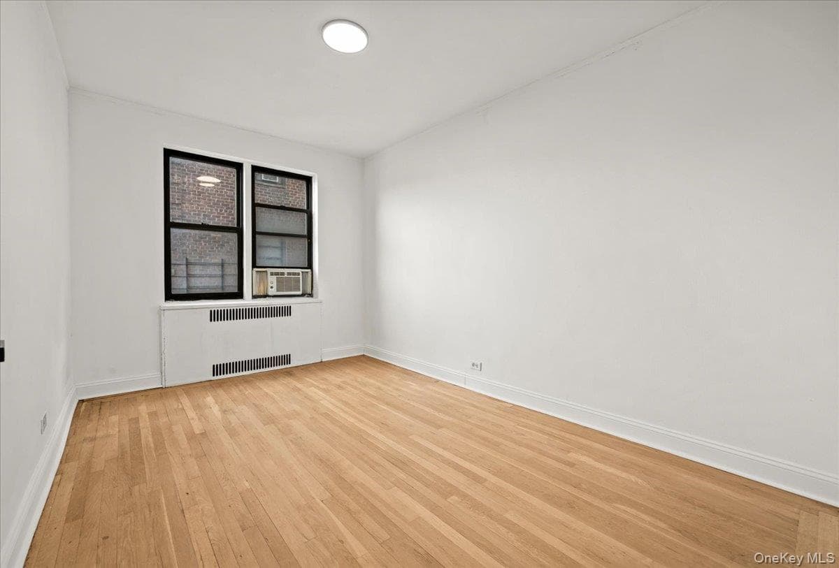 3015 Riverdale Avenue Unit: 4E thumbnail 16