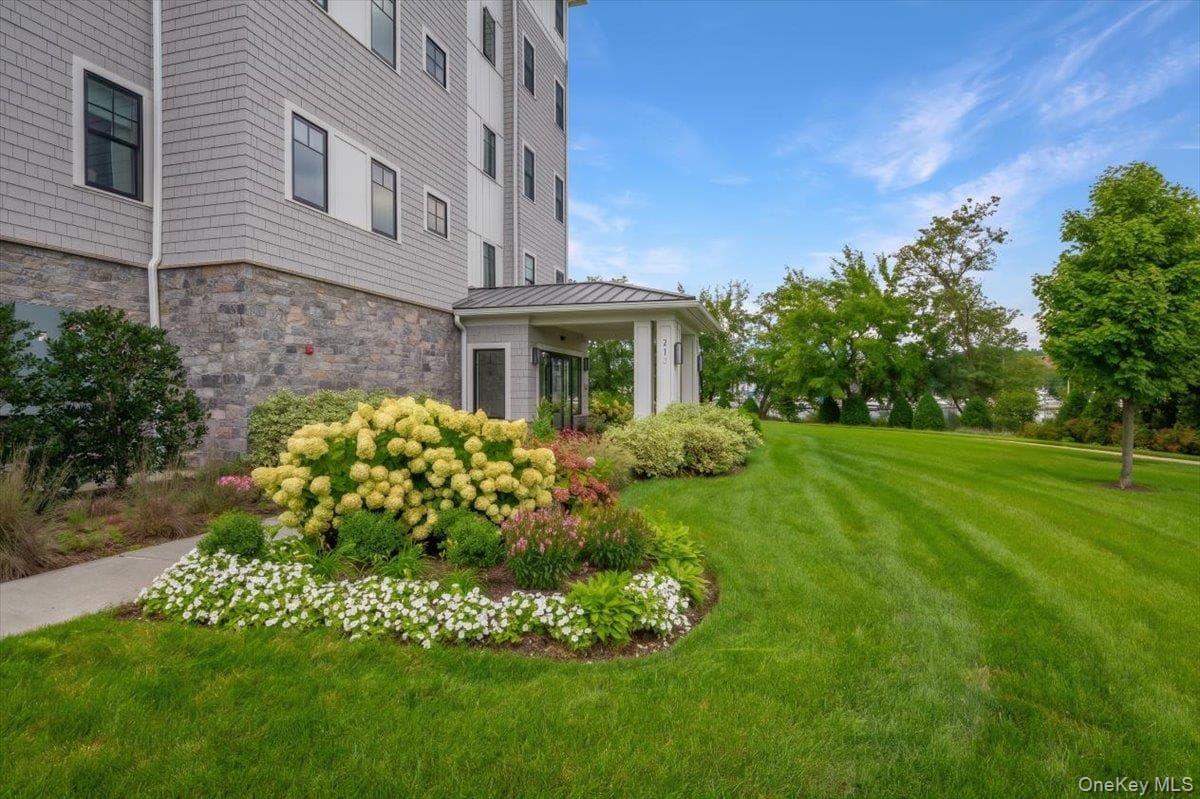 710 Davenport Avenue Unit: 7 thumbnail 27
