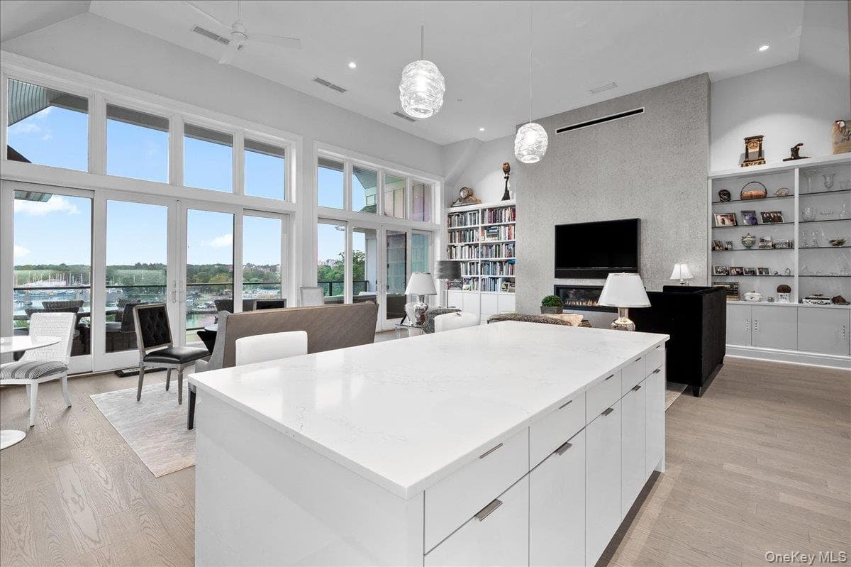 710 Davenport Avenue Unit: 7 thumbnail 9