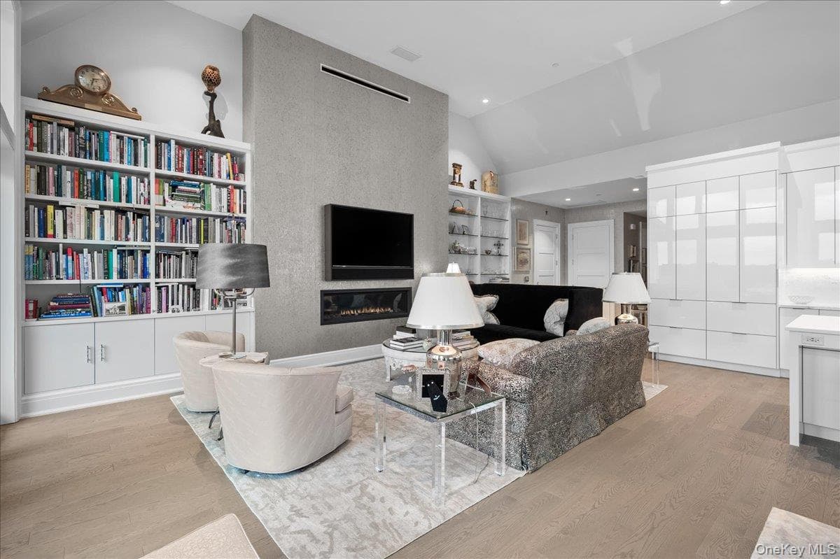 710 Davenport Avenue Unit: 7 thumbnail 10