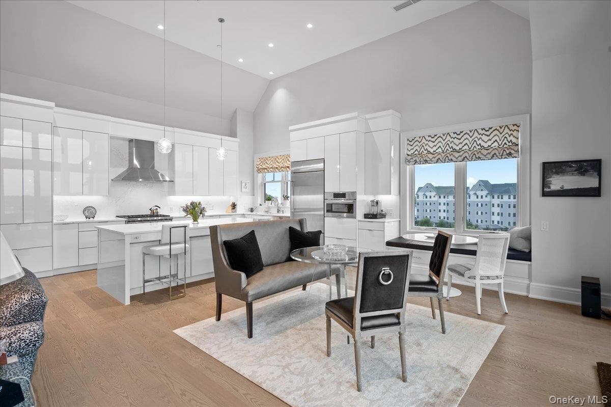 710 Davenport Avenue Unit: 7 thumbnail 4