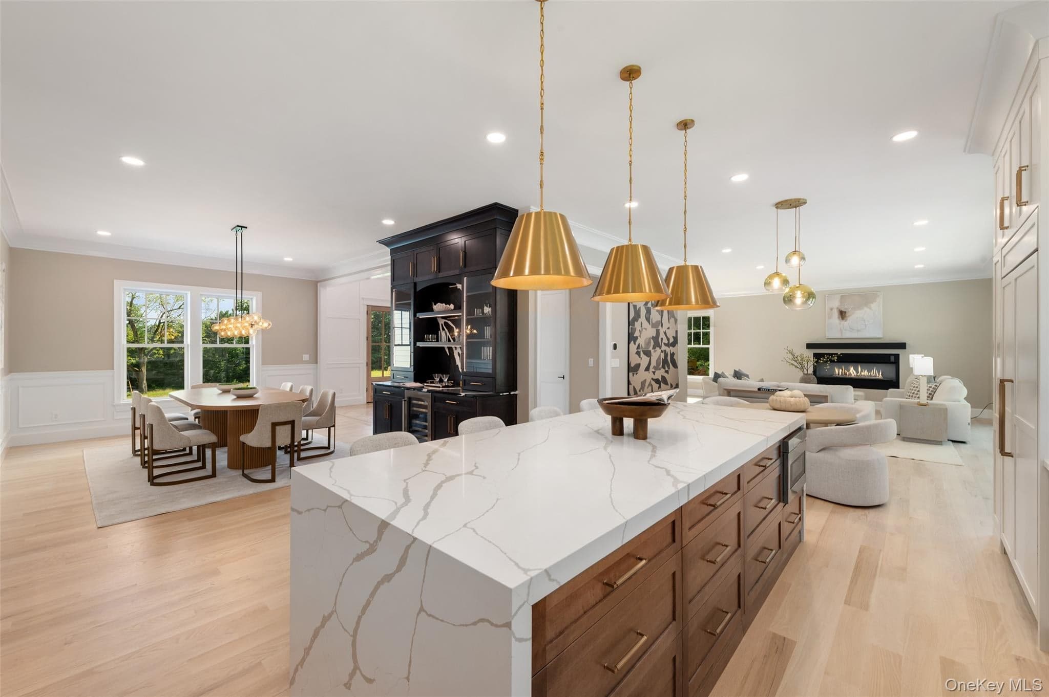 361 Long Hill Road thumbnail 11