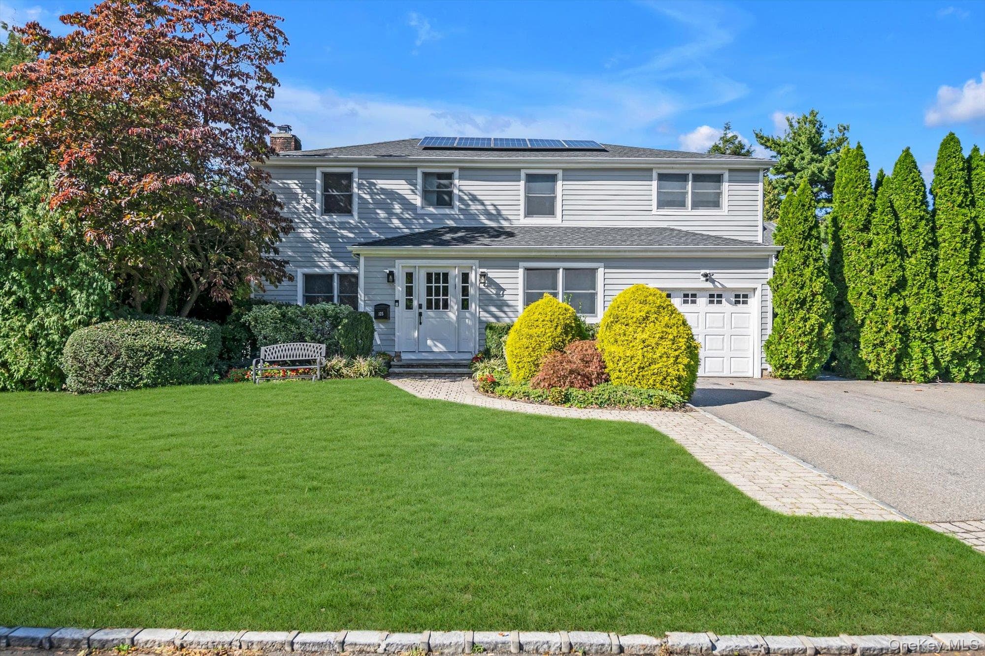 125 Crescent Lane, East Hills