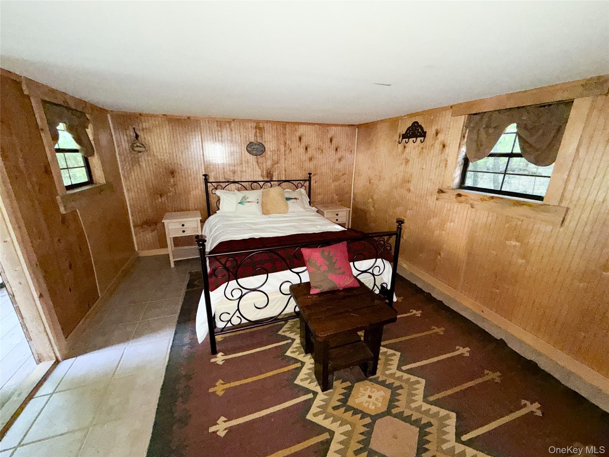 836 Emerald Lake Road thumbnail 15