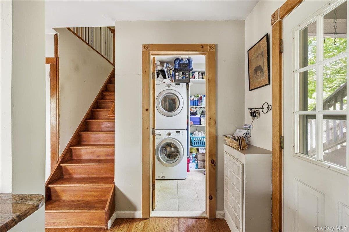7 Amagansett Drive thumbnail 8