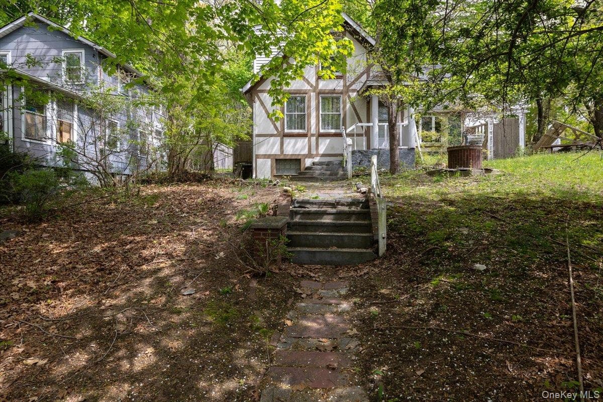 7 Amagansett Drive thumbnail 27