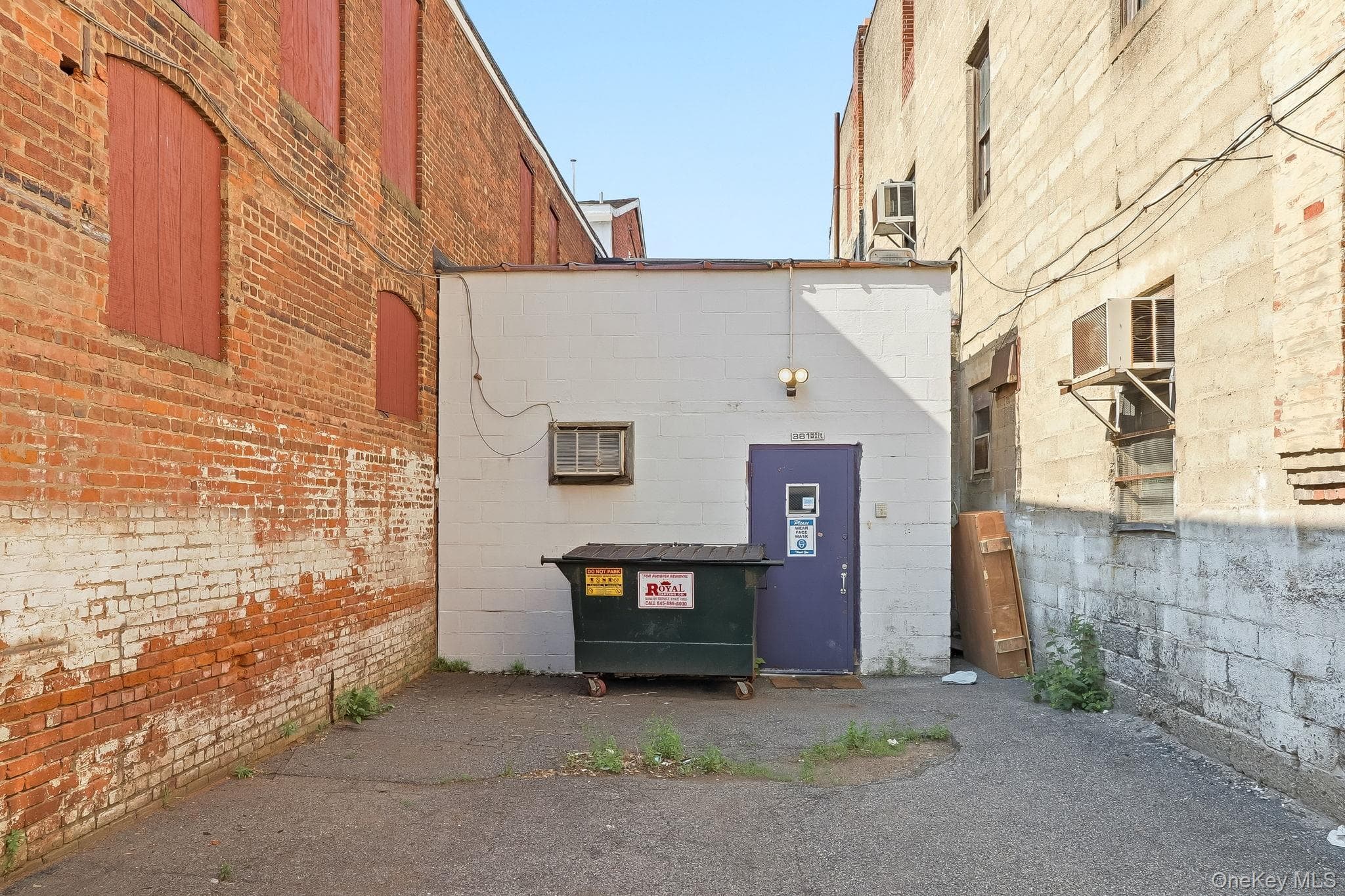 381 Main Street thumbnail 35