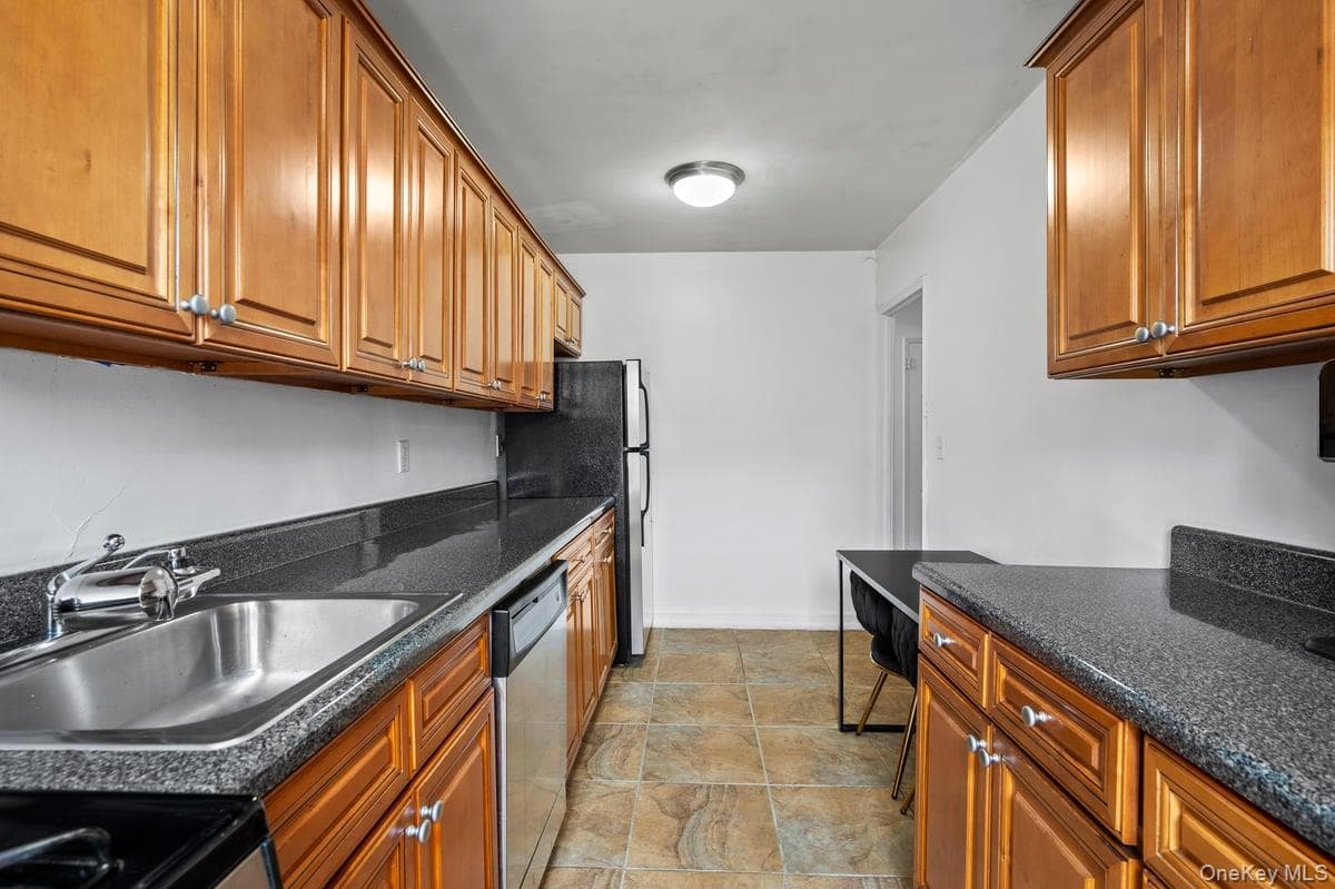 60 Locust Avenue Unit: 604A thumbnail 11