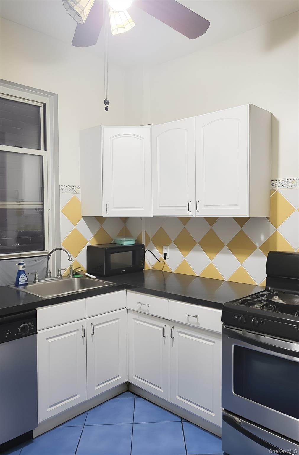 324 E 50th Street Unit: 3A thumbnail 8