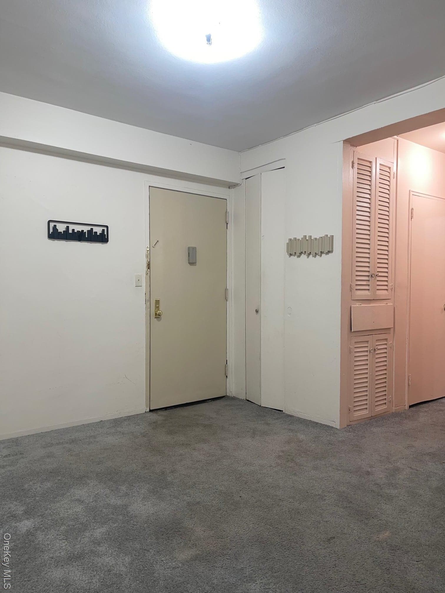 89-15 Parsons Boulevard Blvd Unit: 3L thumbnail 2