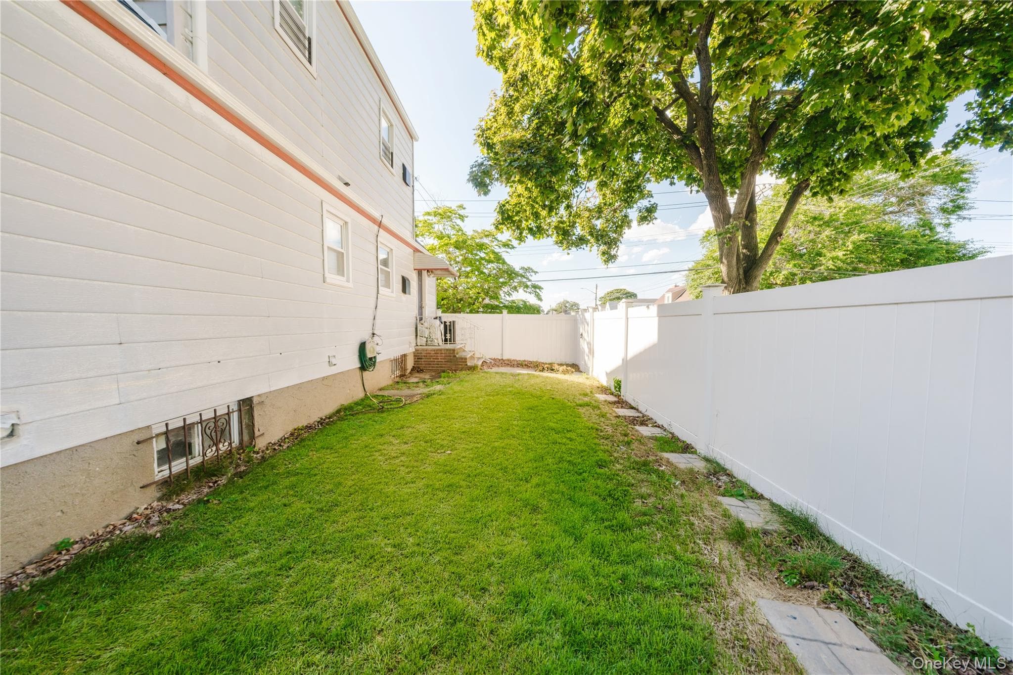 156-18 137th Avenue thumbnail 11