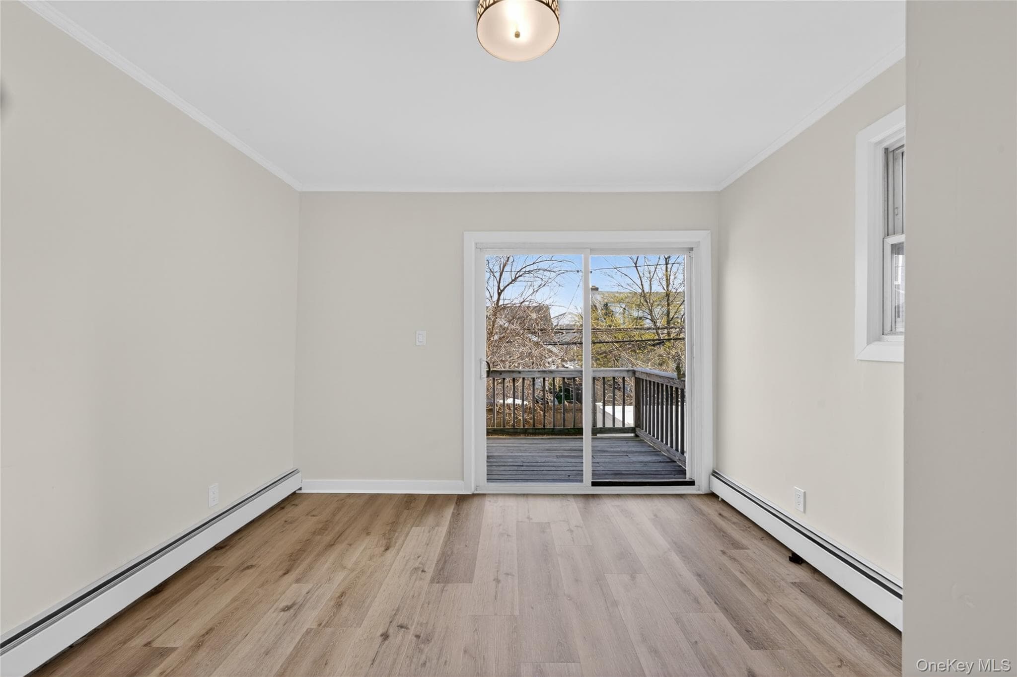 84 E Pine Street thumbnail 13