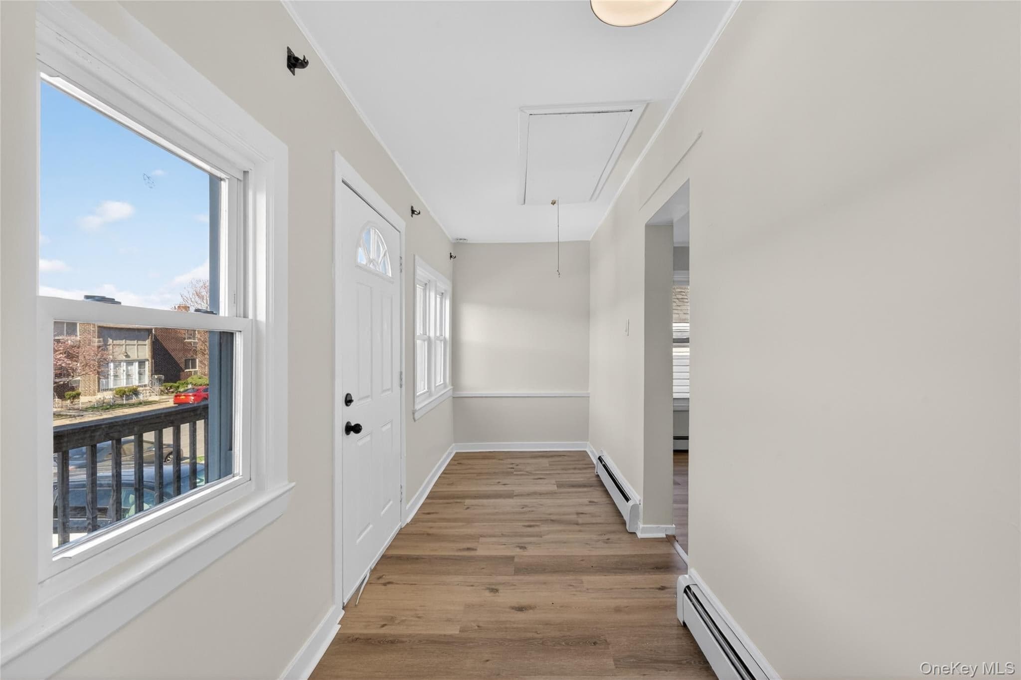 84 E Pine Street thumbnail 5