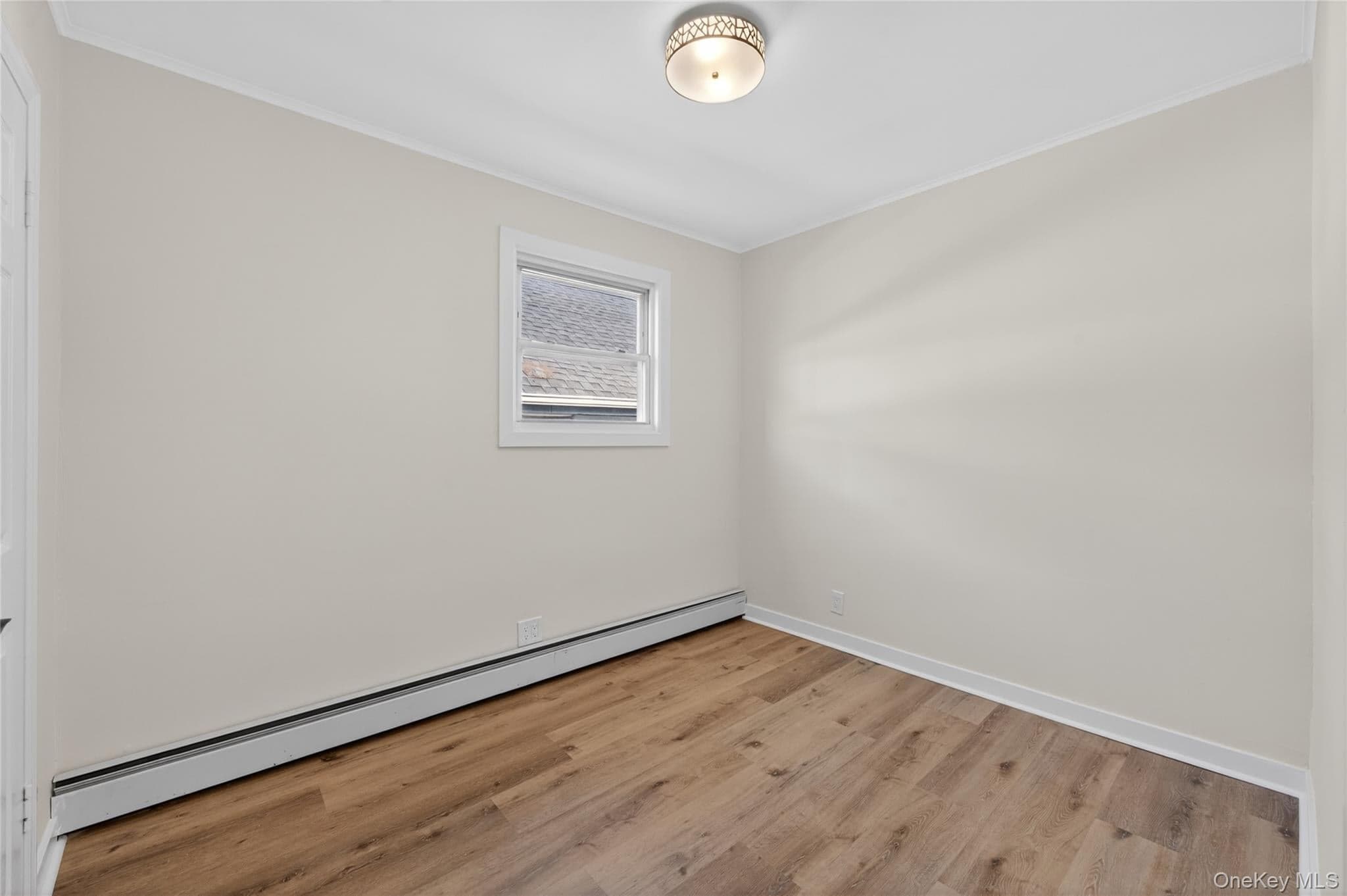 84 E Pine Street thumbnail 14