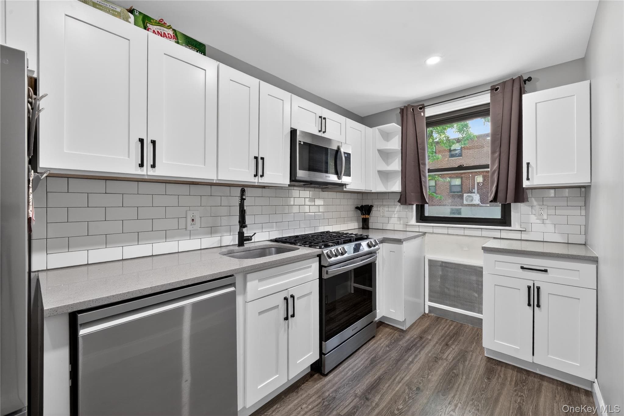 56-21 Douglastion Parkway Unit: Upper thumbnail 6