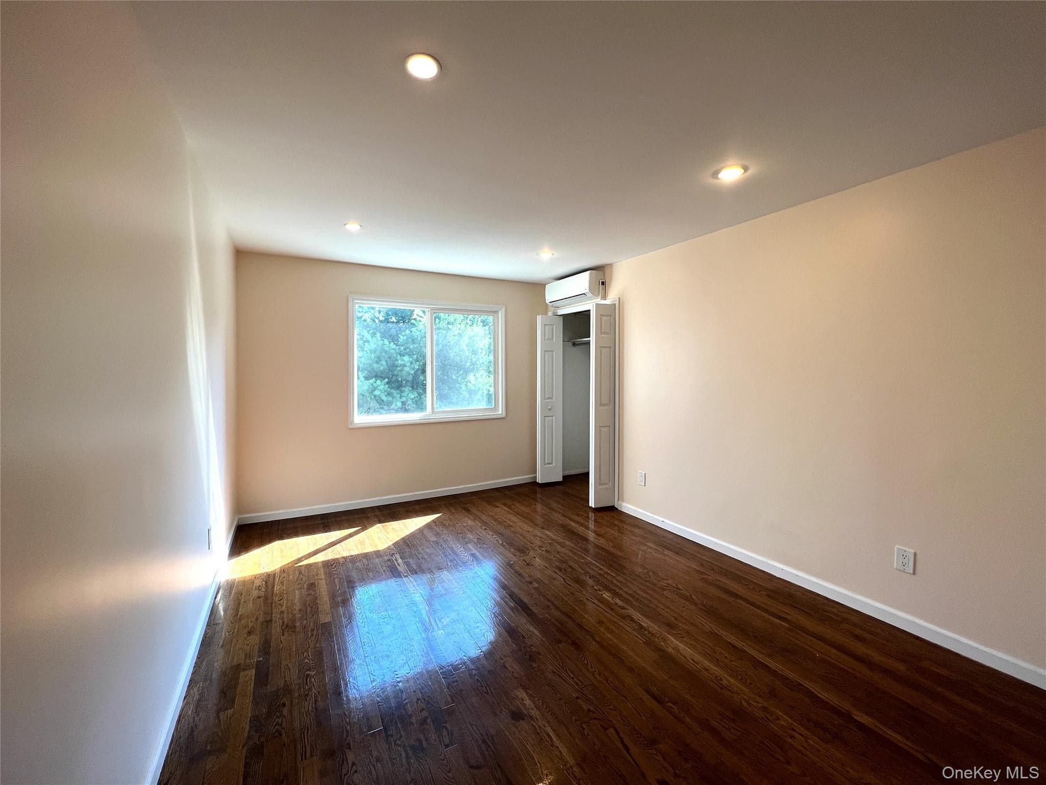 310 Delaware Avenue thumbnail 19
