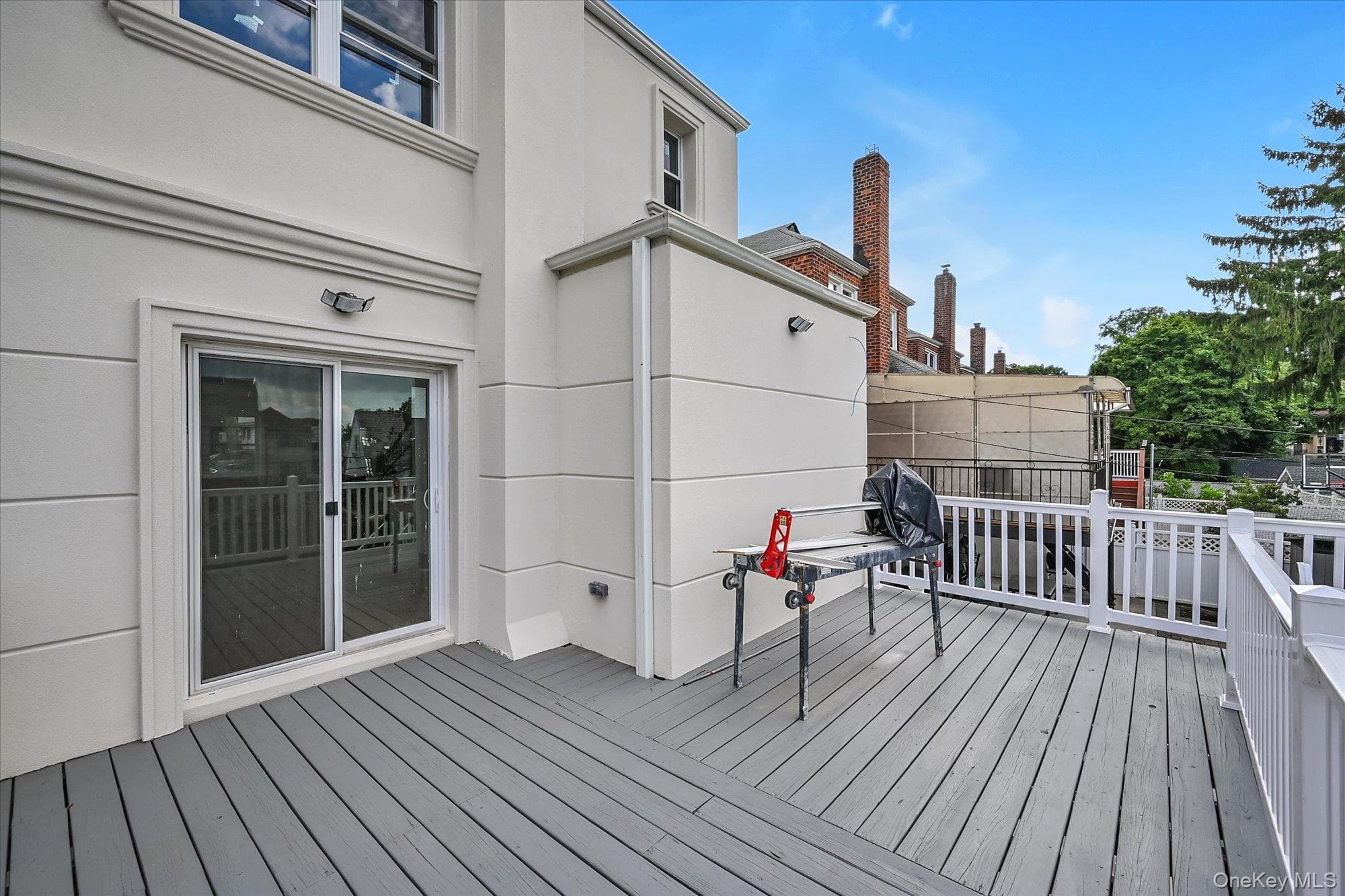14123 Hoover Avenue thumbnail 12
