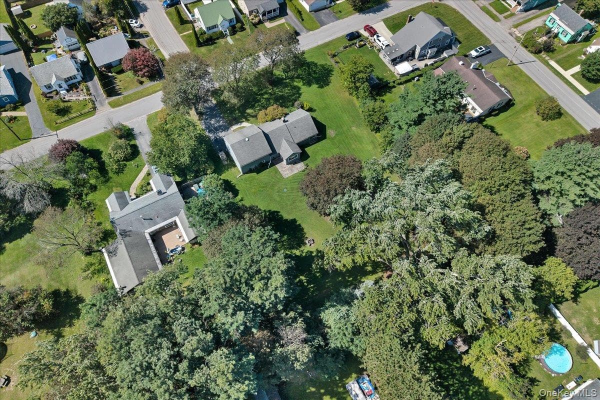 10 Eastland Avenue thumbnail 47