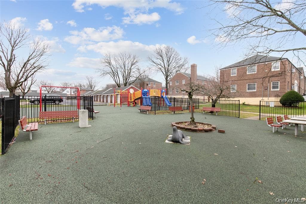 251-34 61st Avenue Unit: 1 thumbnail 23