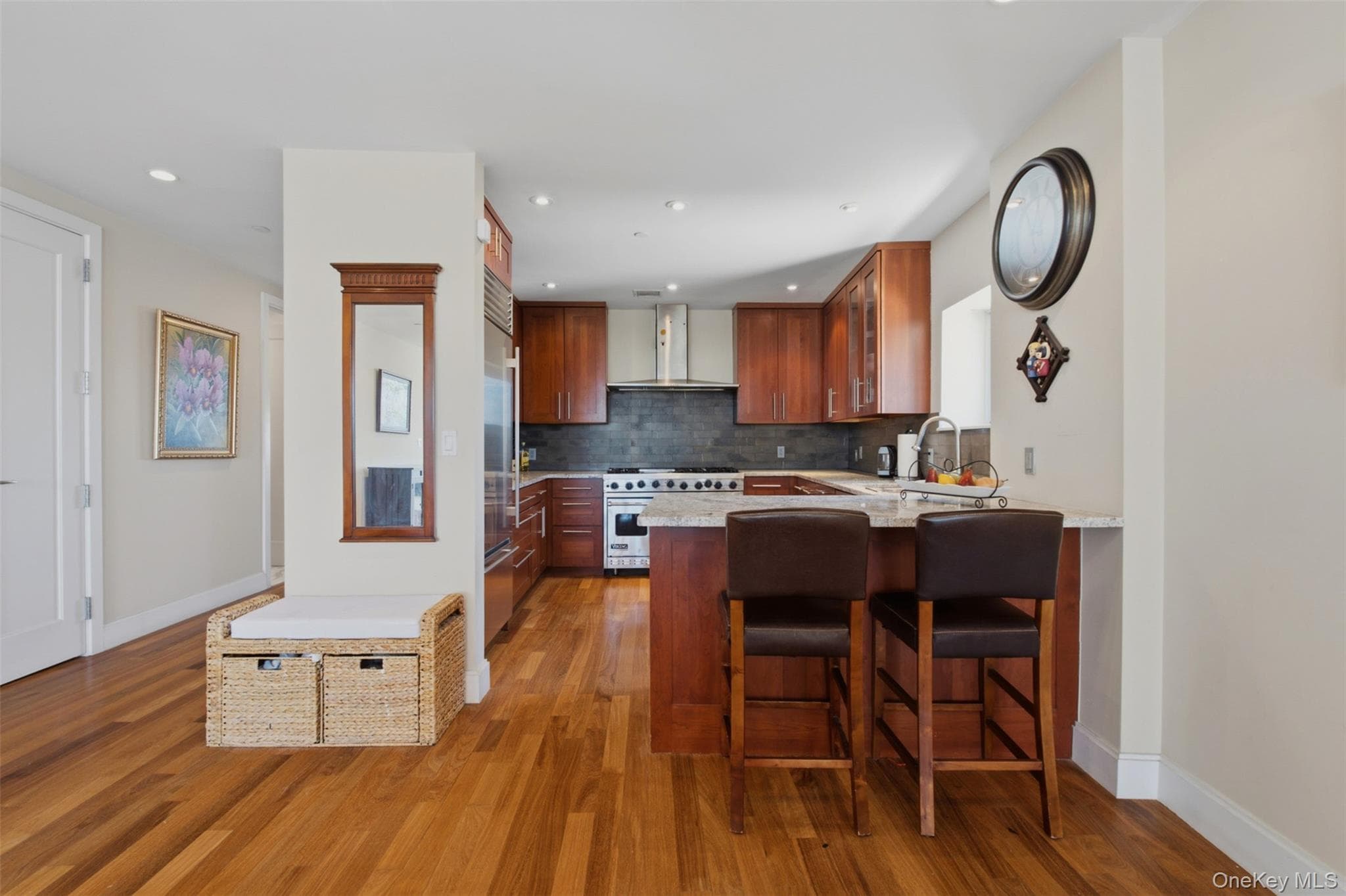 3220 Arlington Avenue Unit: 9A thumbnail 6