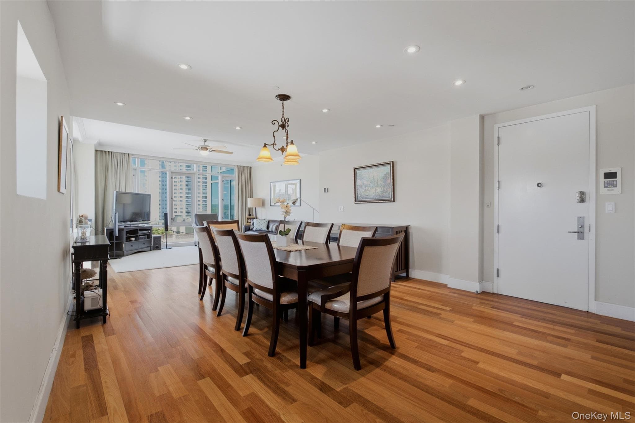 3220 Arlington Avenue Unit: 9A thumbnail 8
