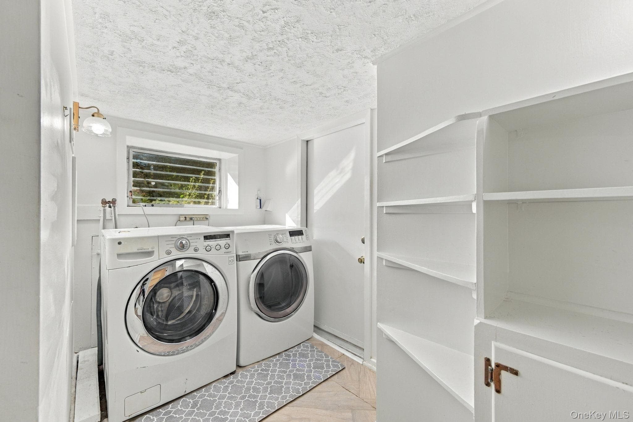 21 Revere Road thumbnail 17