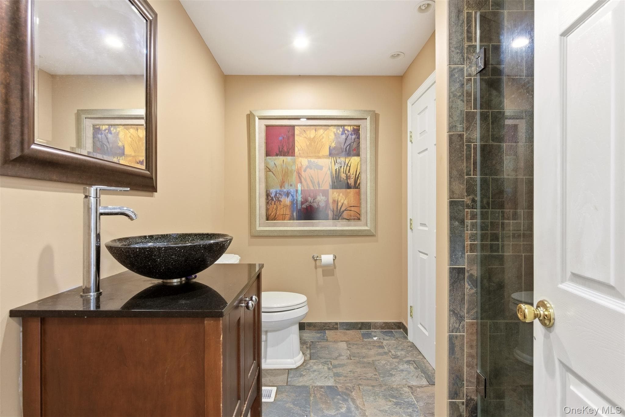 106 Vineyard Road thumbnail 8