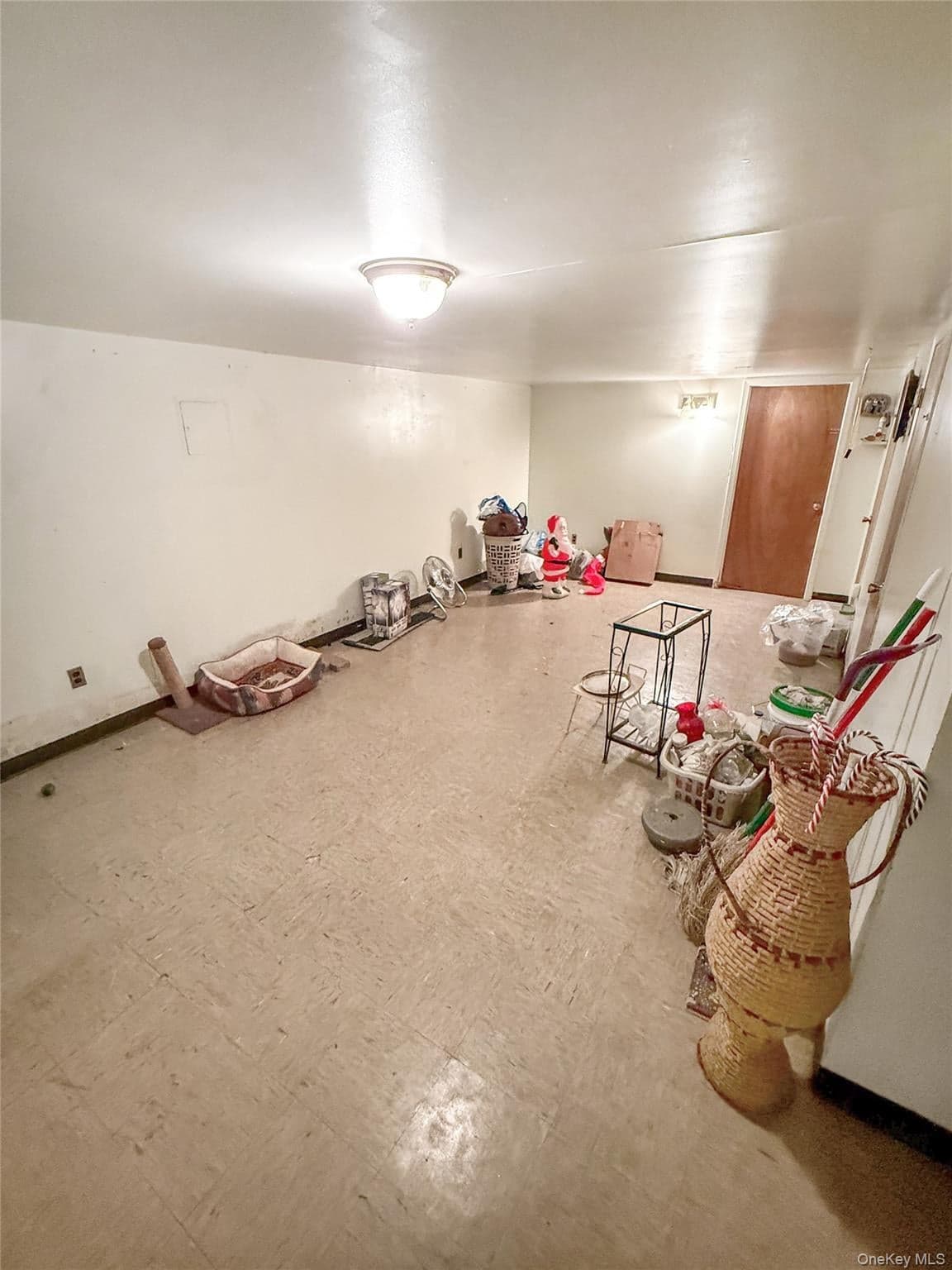 702 Saint Anns Avenue thumbnail 16