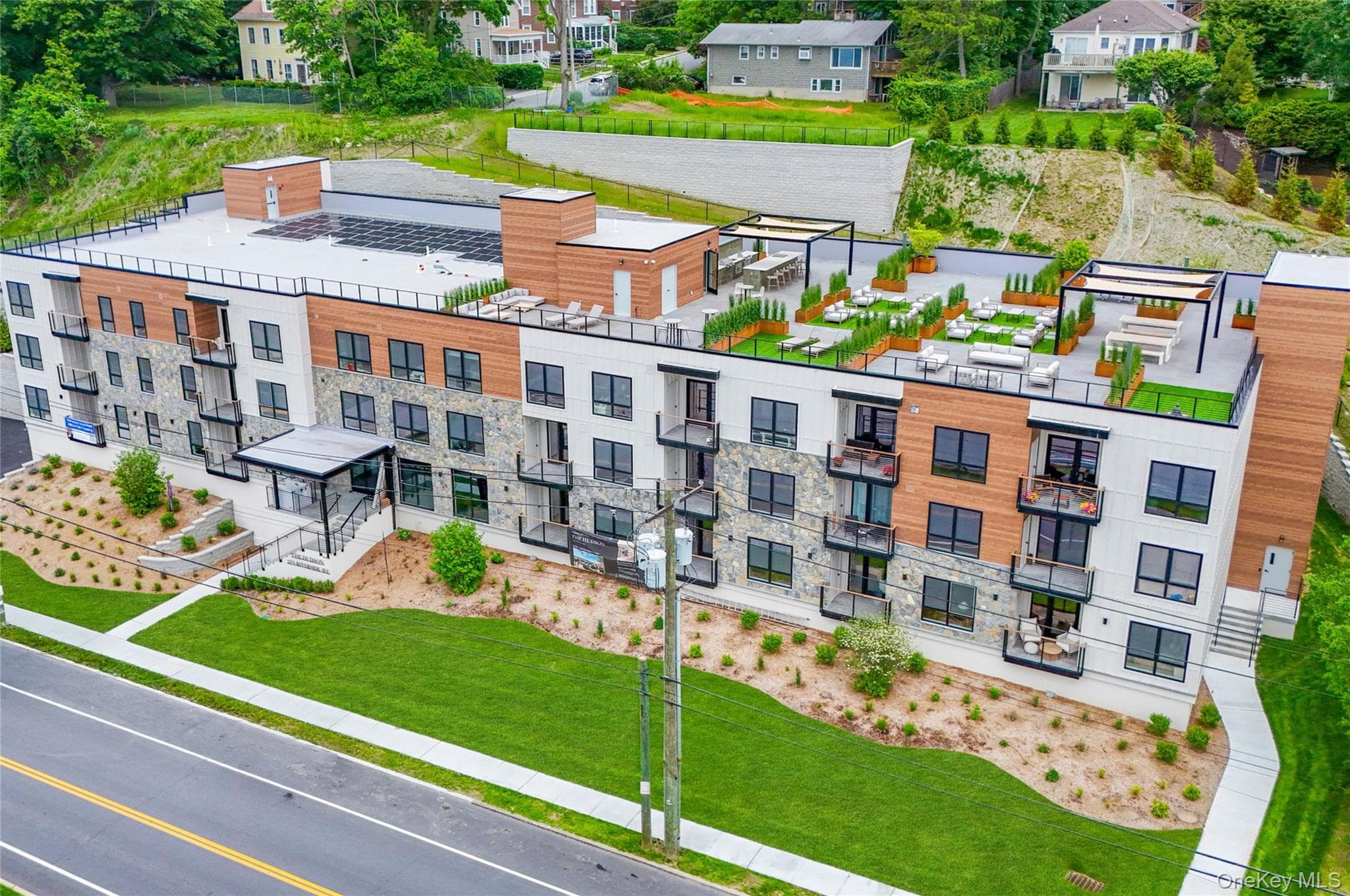 25 S Riverside Avenue Unit: 305 thumbnail 2