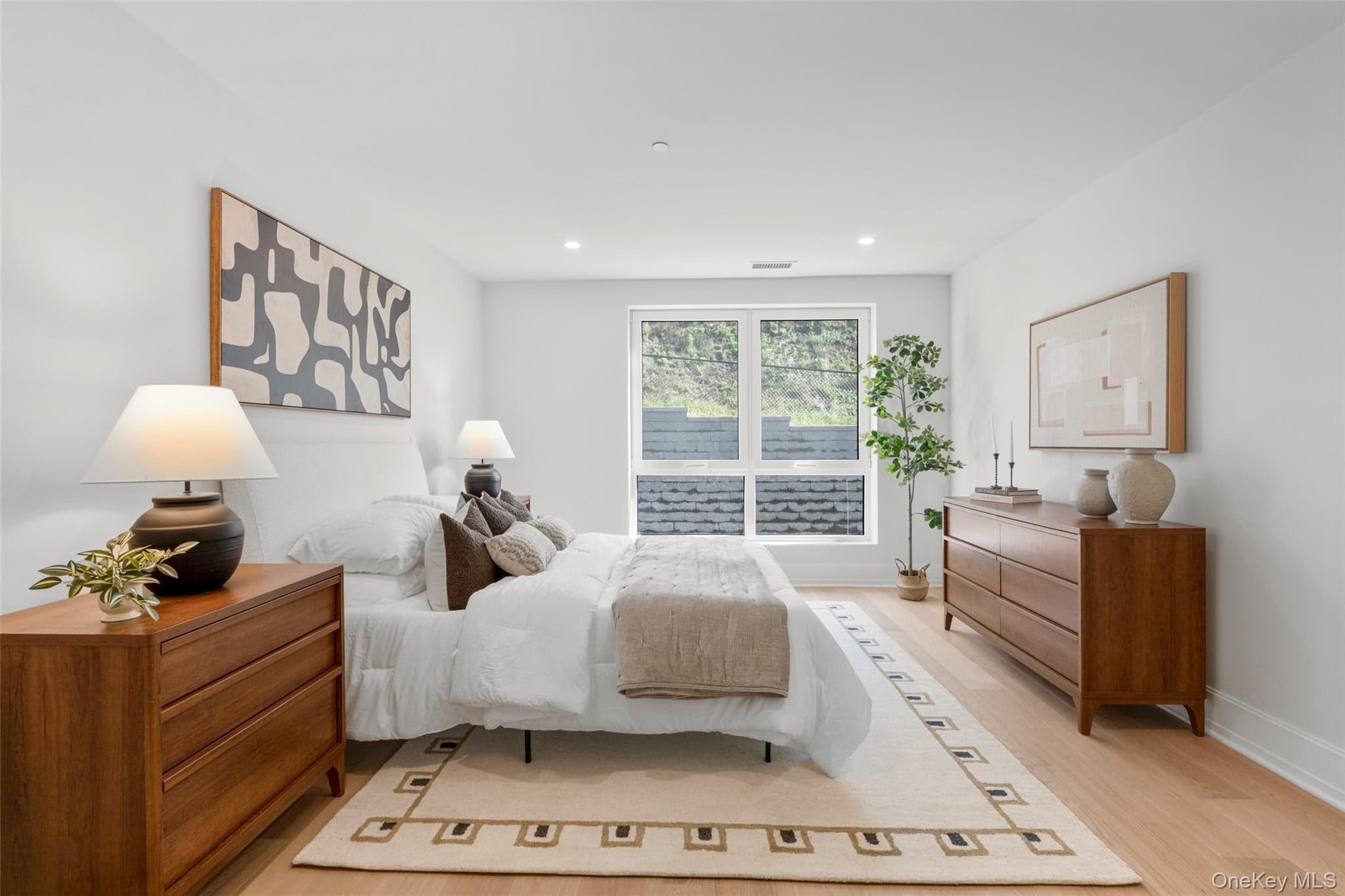 25 S Riverside Avenue Unit: 305 thumbnail 15