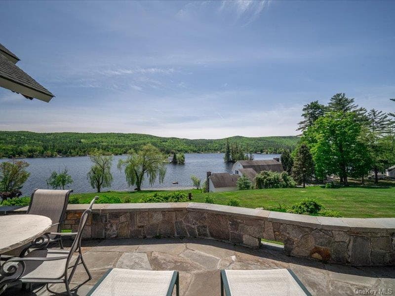 354 Palisades Road thumbnail 9