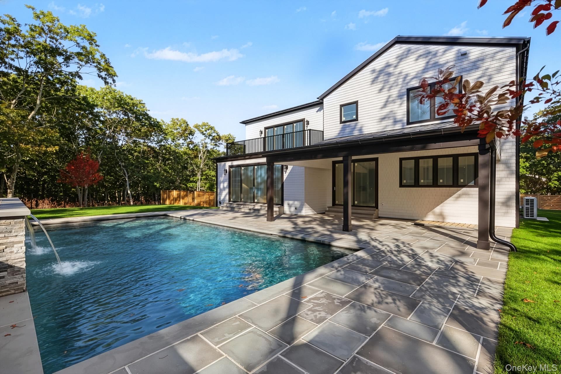 5 Terrace Avenue thumbnail 16