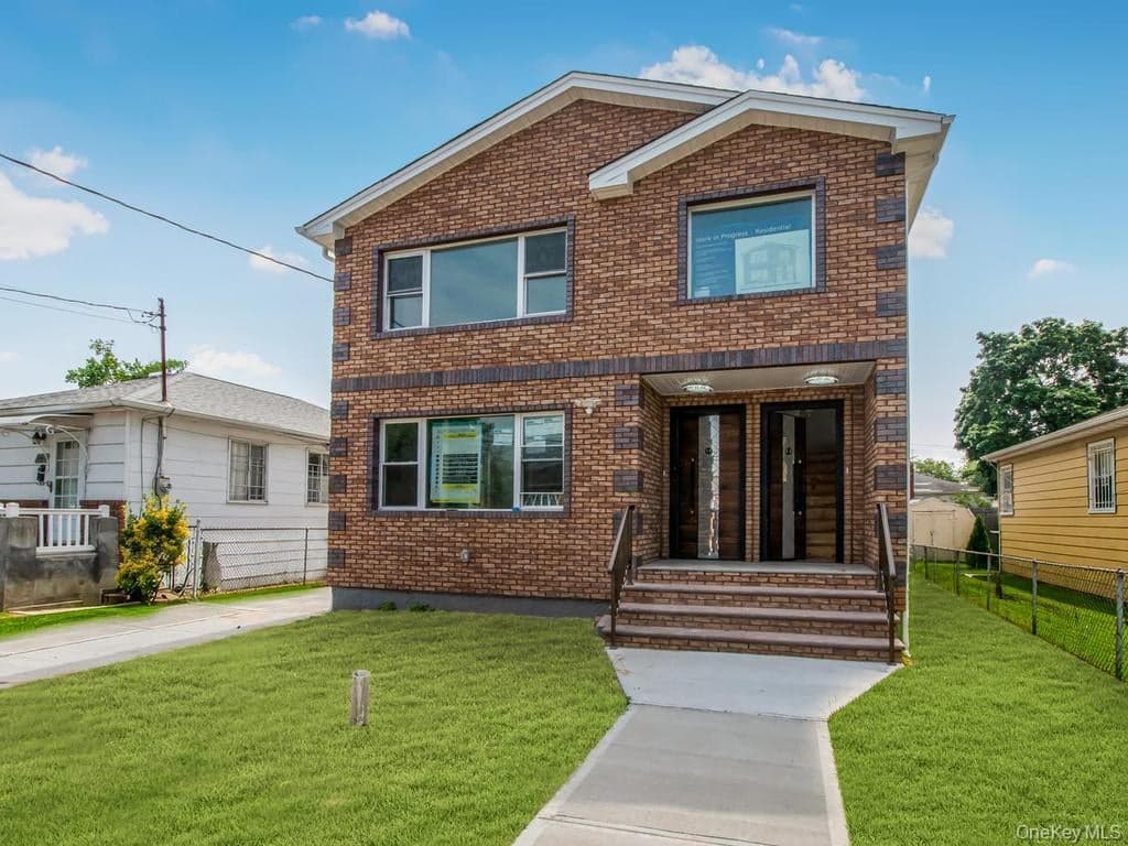 14415 226th Street, Laurelton