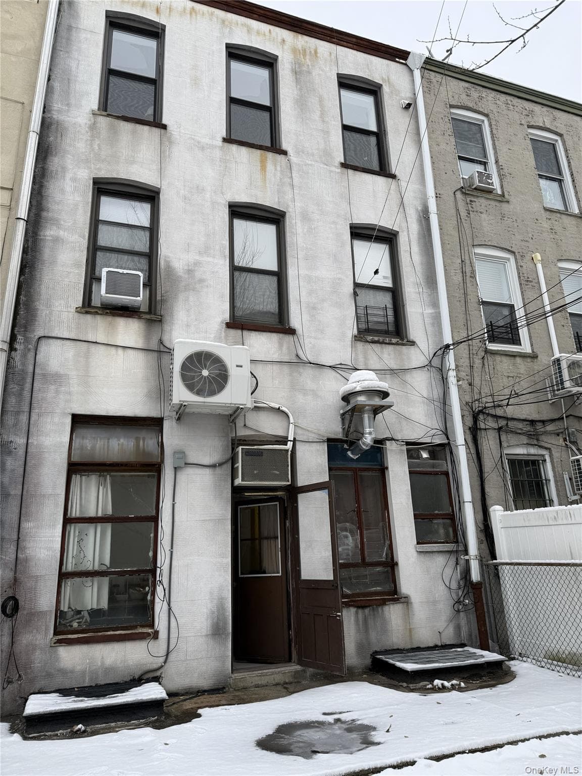 Address Withheld By Request thumbnail 6