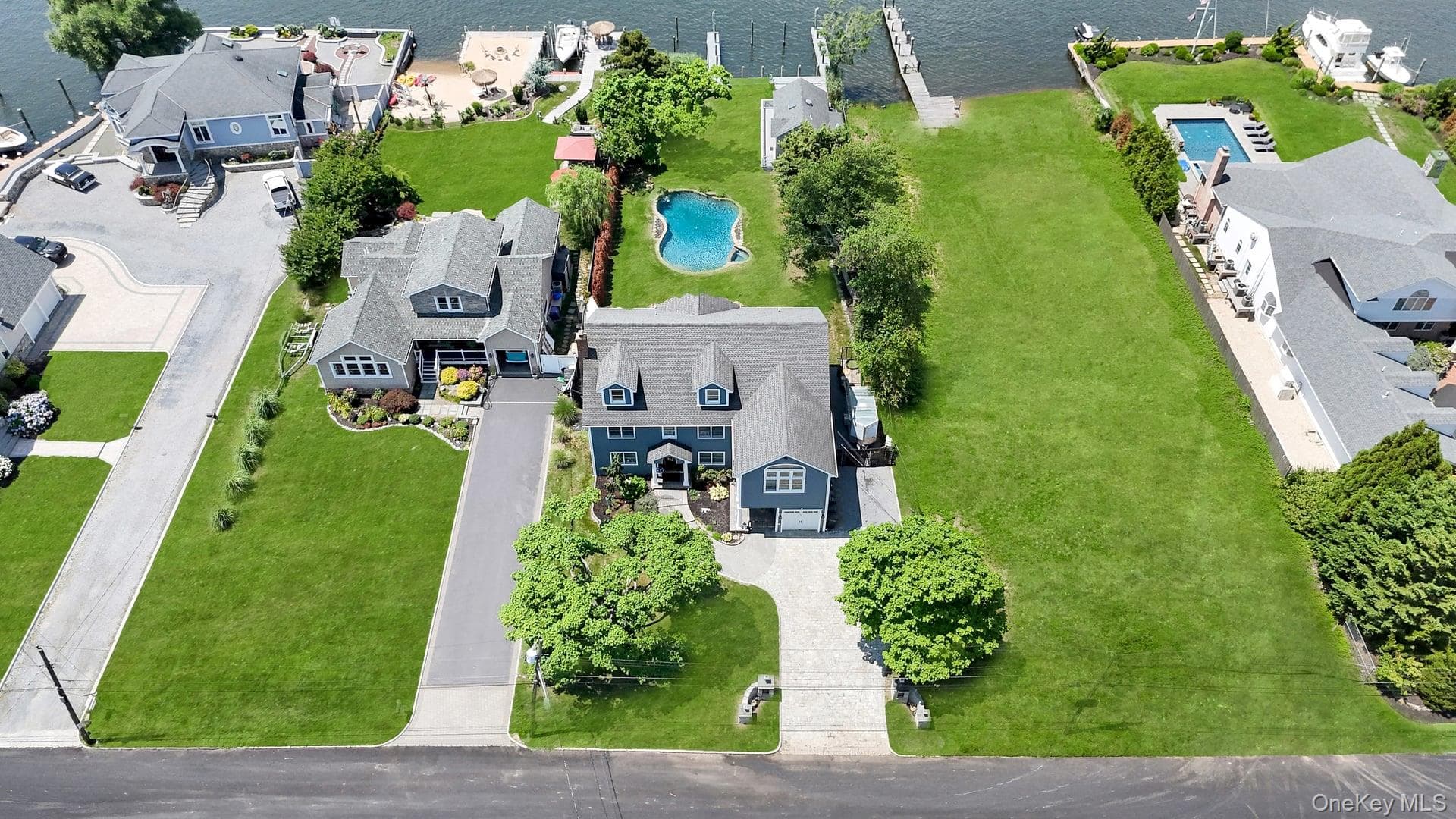 230 W Islip Road thumbnail 7