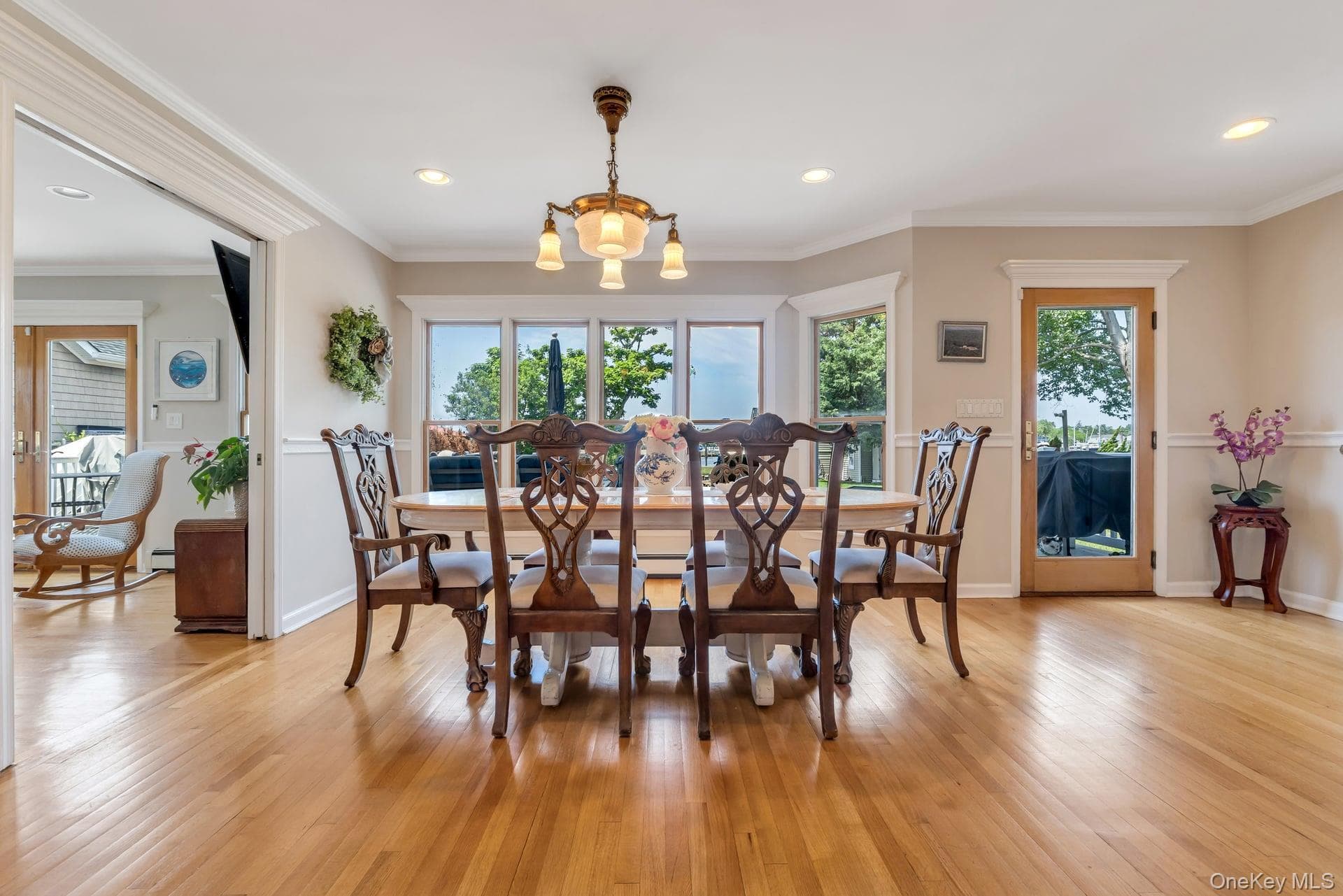 230 W Islip Road thumbnail 17