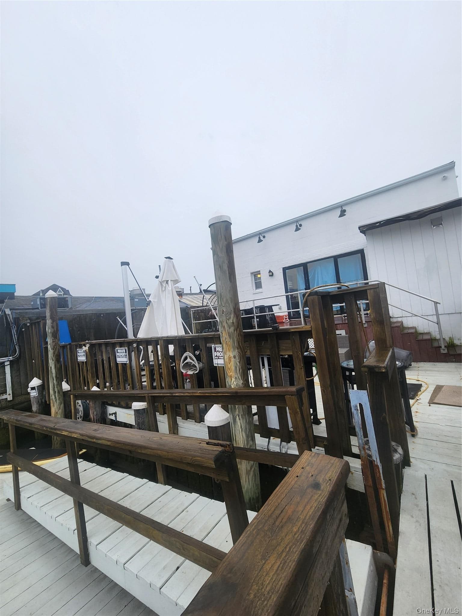 377 Woodcleft Avenue thumbnail 14