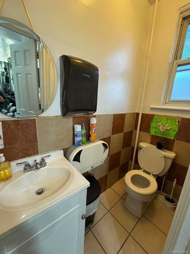 10957 Guy R Brewer Boulevard thumbnail 8