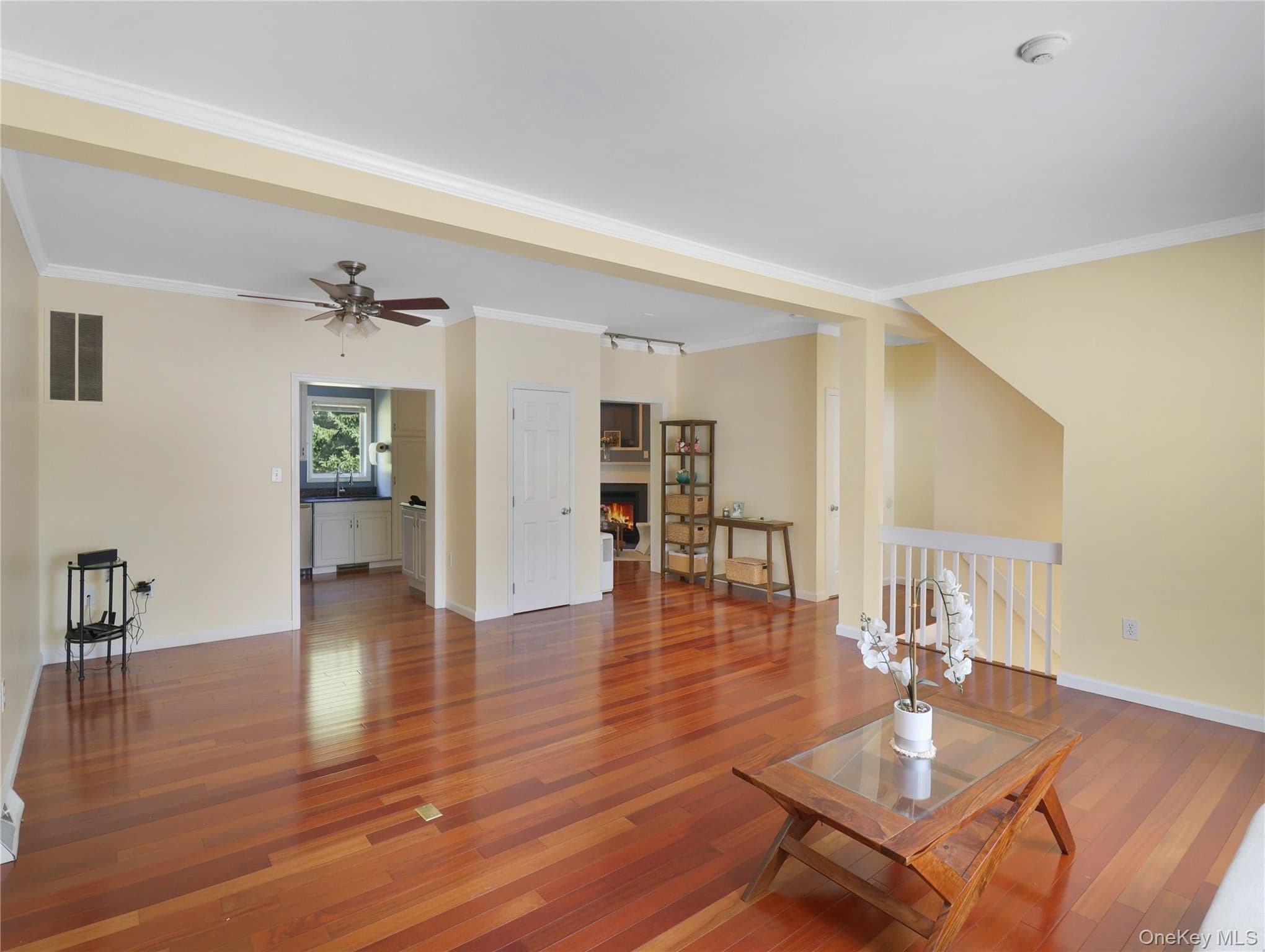 53 Leif Boulevard thumbnail 9