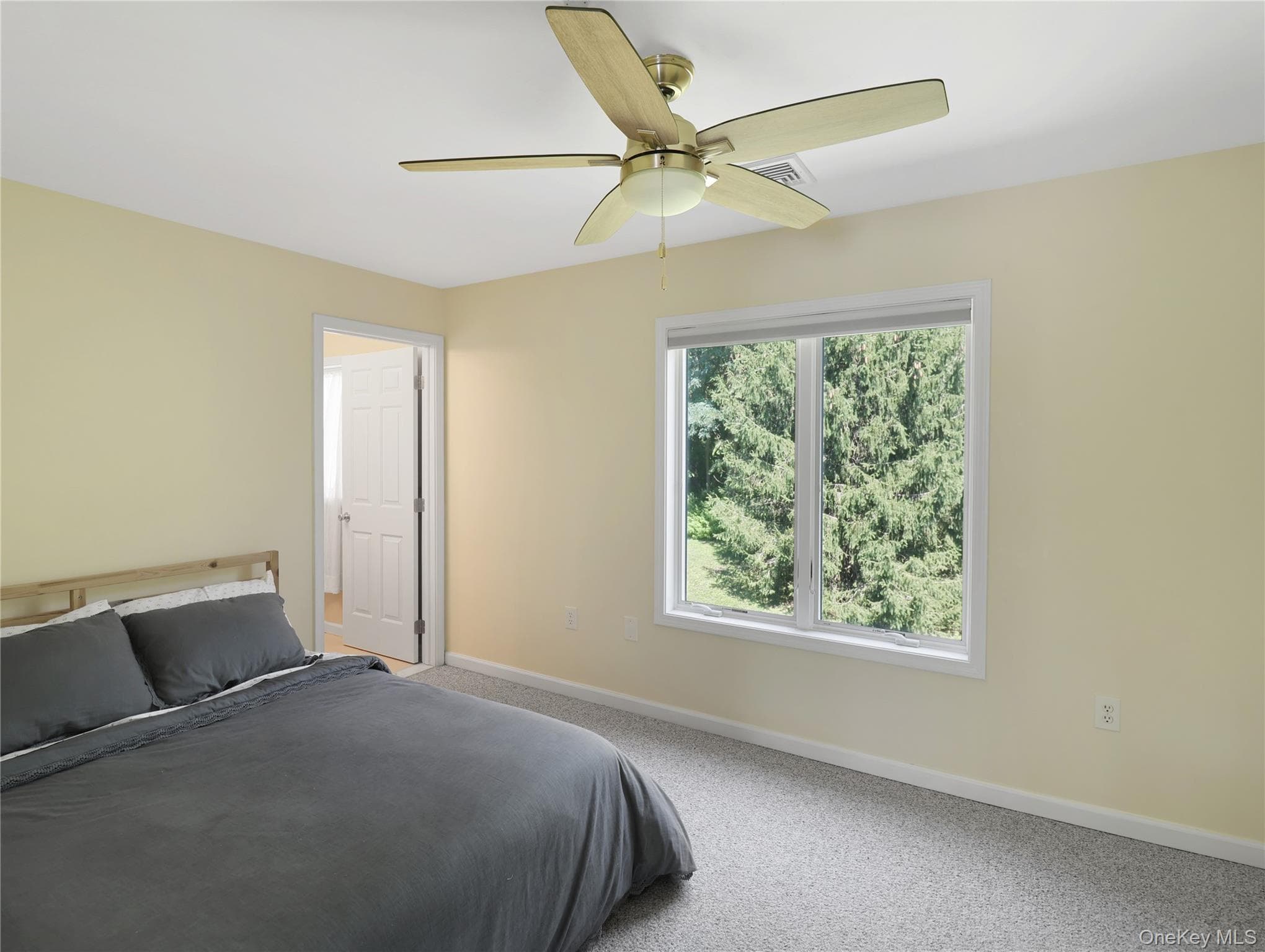 53 Leif Boulevard thumbnail 22