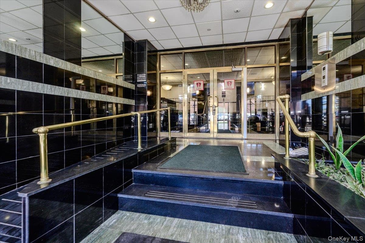 25 W Broadway Unit: 417 thumbnail 11