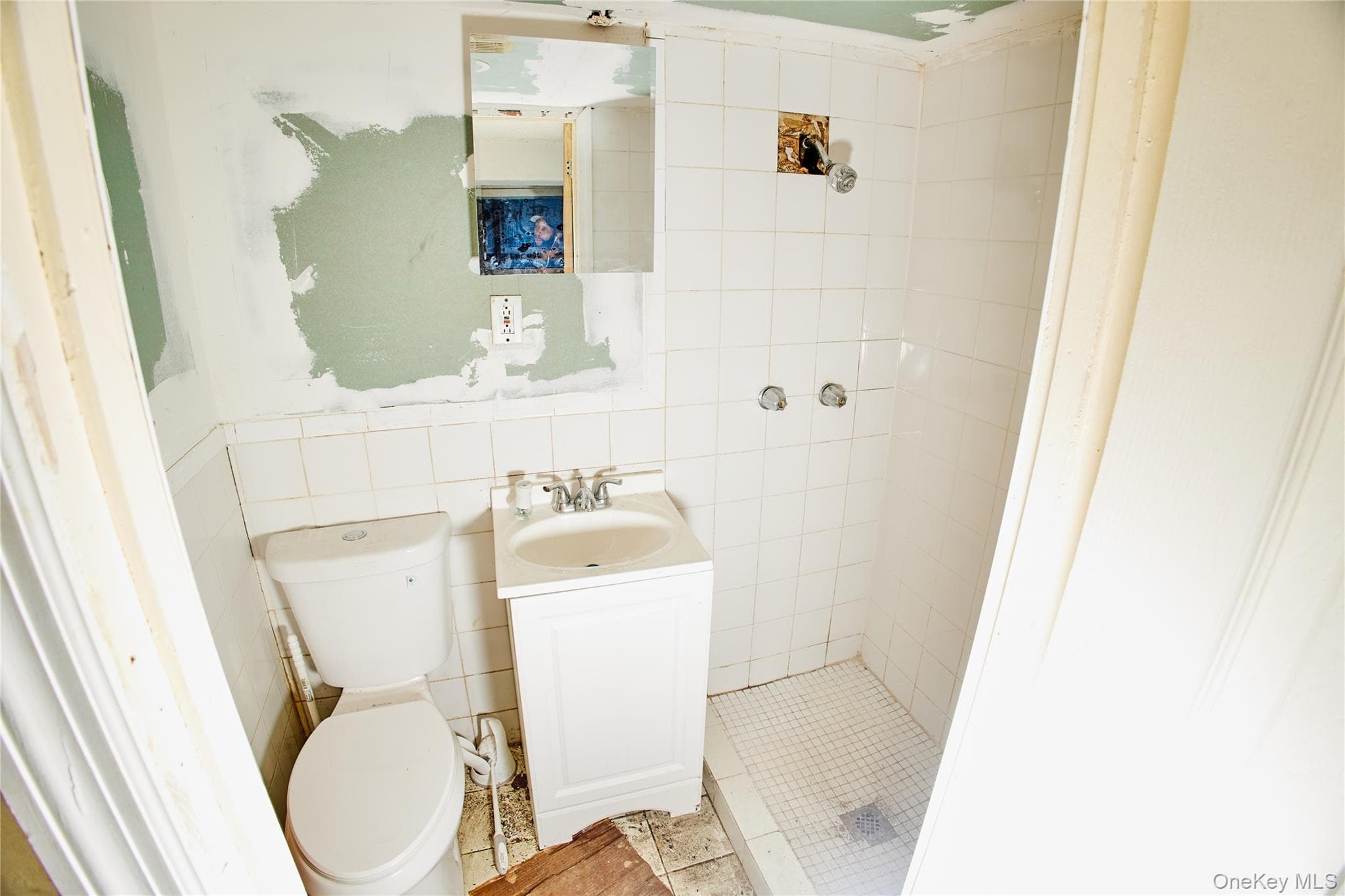 12222 Nellis Street thumbnail 14