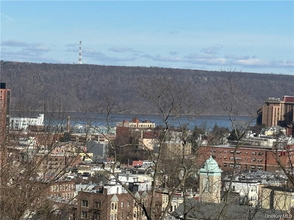 223 Glenbrook Avenue, Yonkers