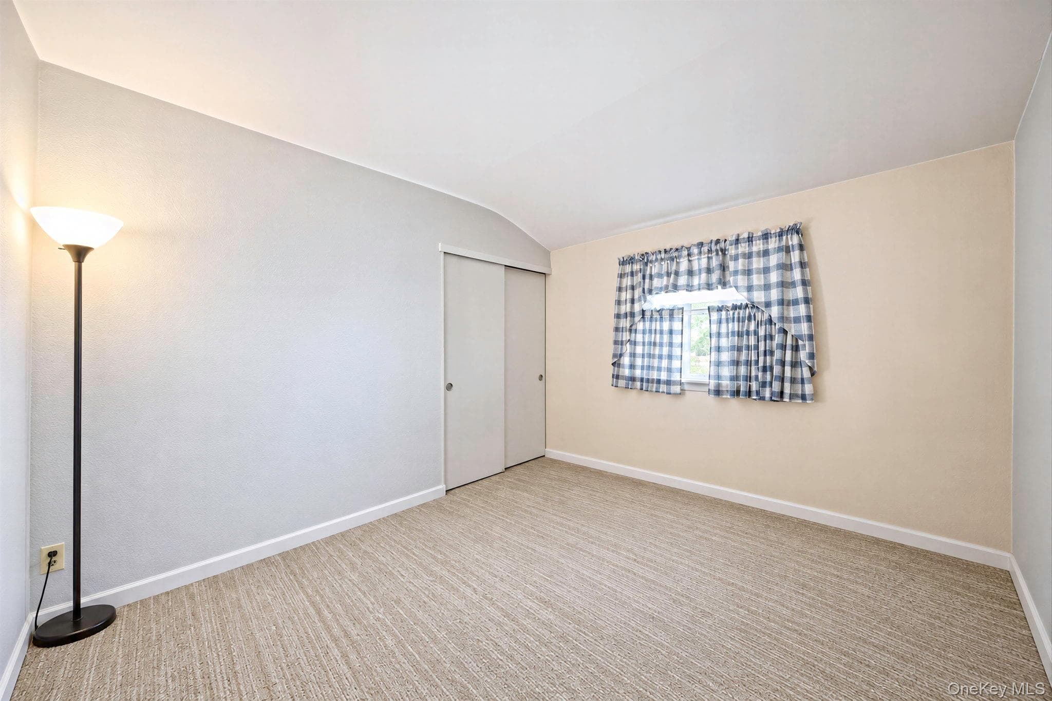 54 Mount Sinai Coram Road thumbnail 14