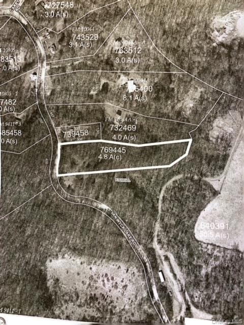 301 Van Wyck Lake Road, Fishkill